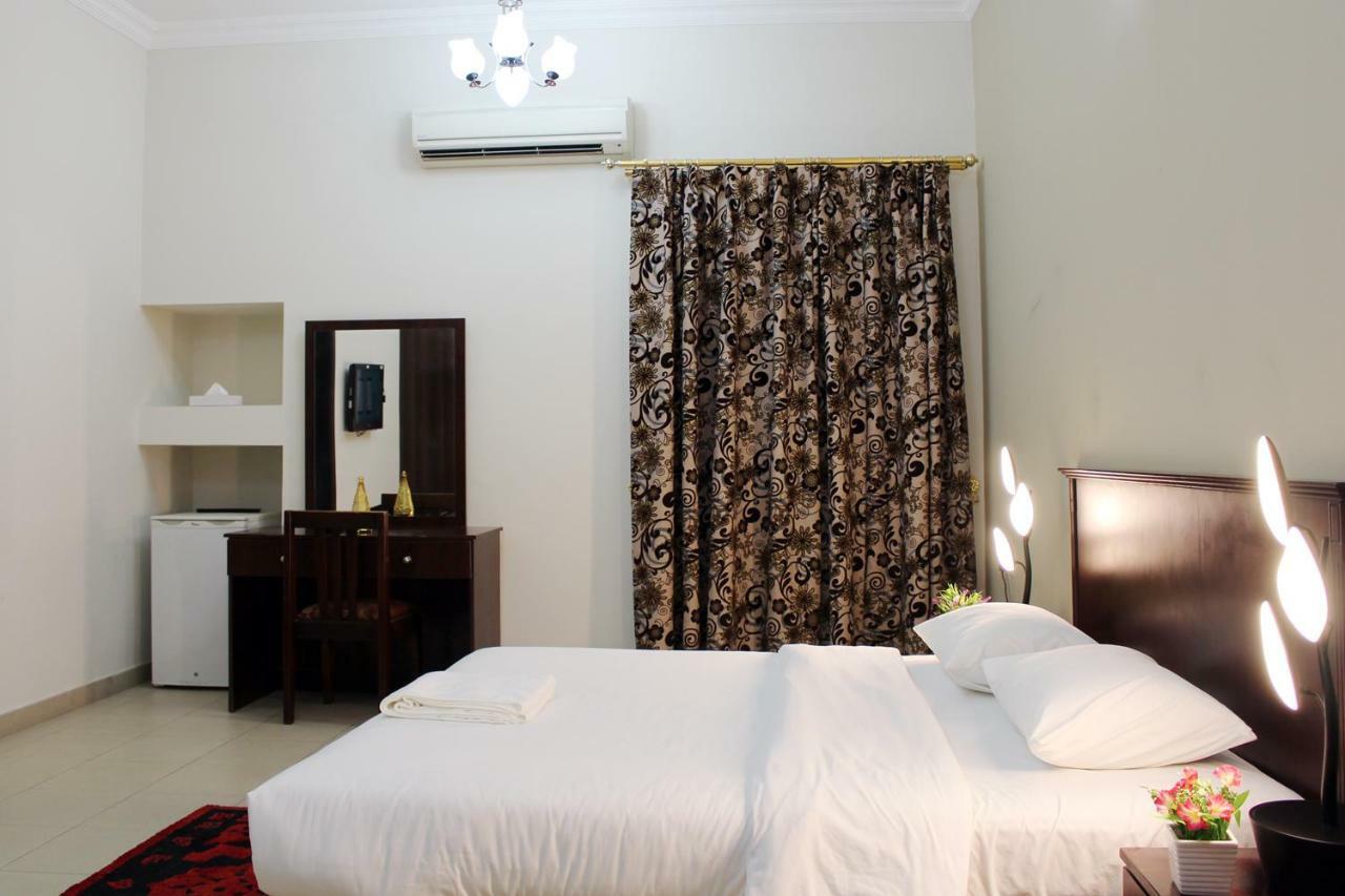 Sahara Hotel Apartments Maszkat Kültér fotó